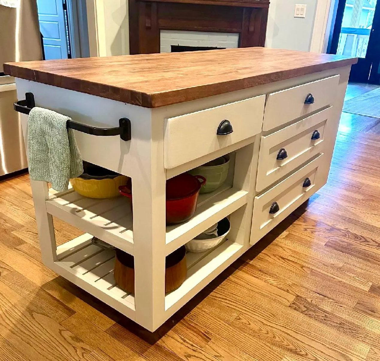 Solid Wood Kitchen Island – Urban & Farmhouse Style with Shelf and Drawer Storage