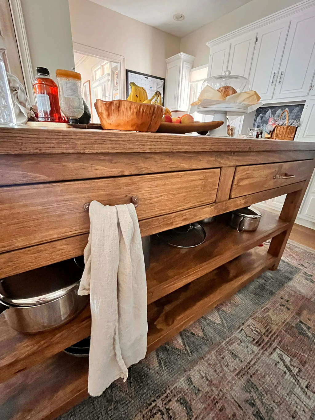 Beautiful Timber Framed Style Kitchen Island w/Stool Storage
