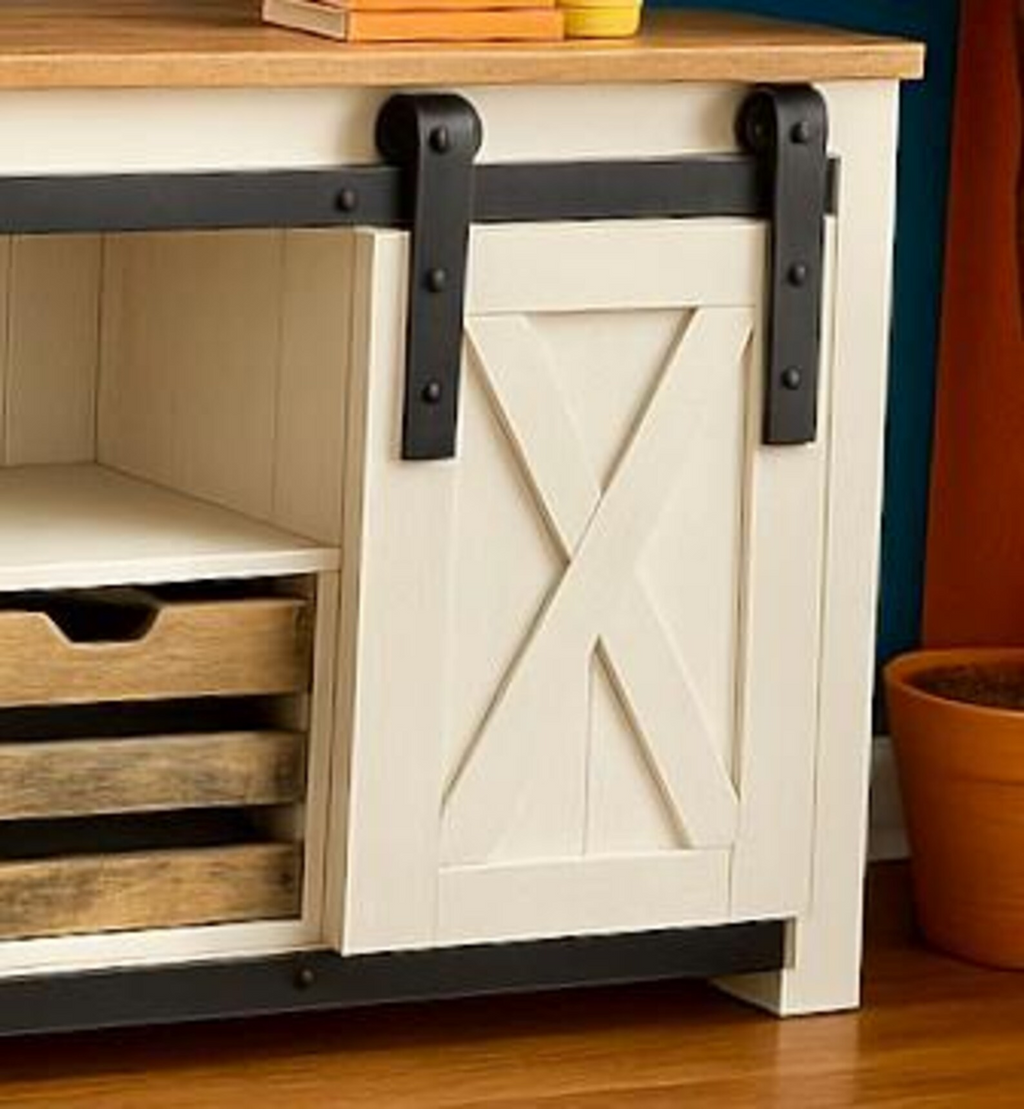 Beautiful Handmade Farmhouse Style Sliding Barn Door Sideboard/Media Cabinet